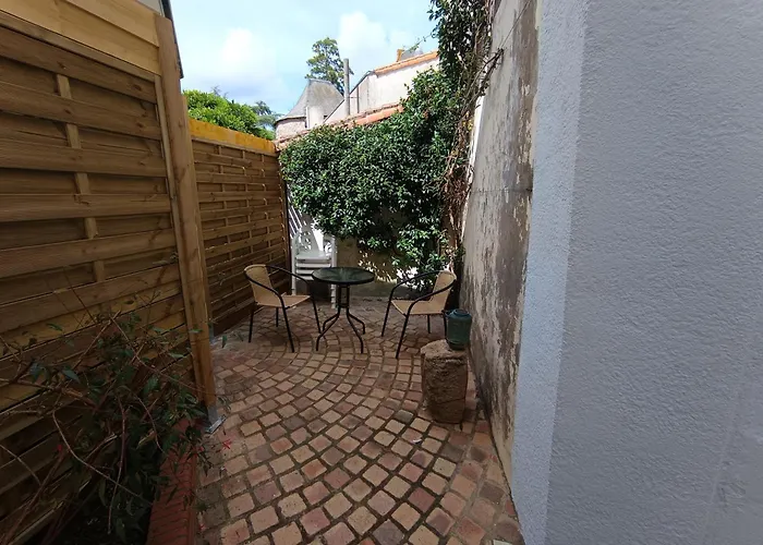 Dom wakacyjny Aux Lits De La Loire Oree-d'Anjou